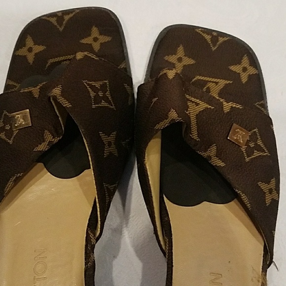 Louis Vuitton monagram slides Sandals size 10 - Picture 6 of 8